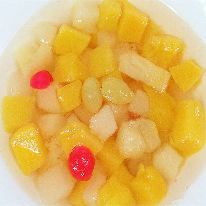 fruit jelly in cup in light syrup