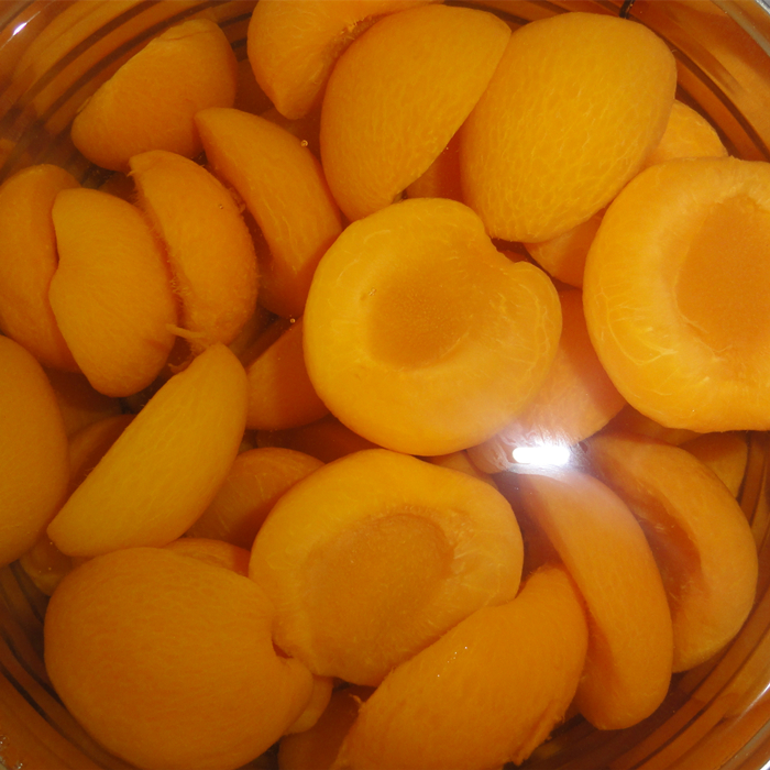 canned apricot 